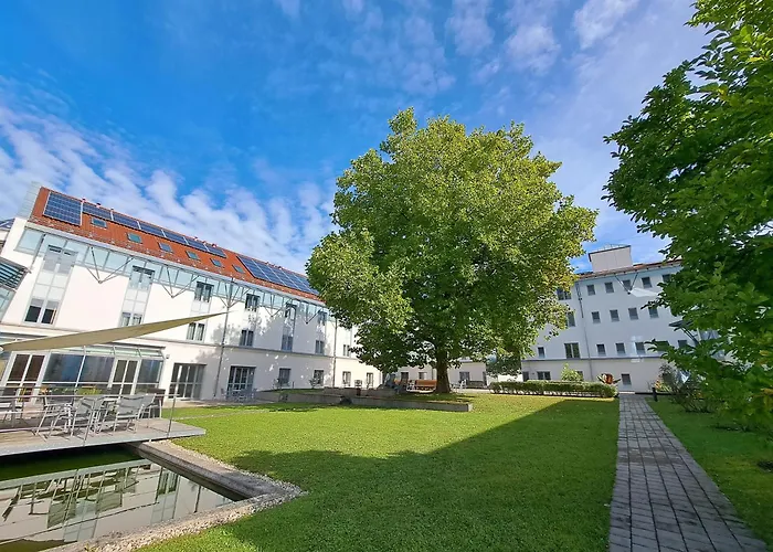 Spectrum Kirche Exerzitien-und Bildungshaus Auf Mariahilf