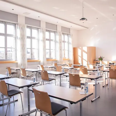 Spectrum Kirche Exerzitien-und Bildungshaus Auf Mariahilf Hotel *