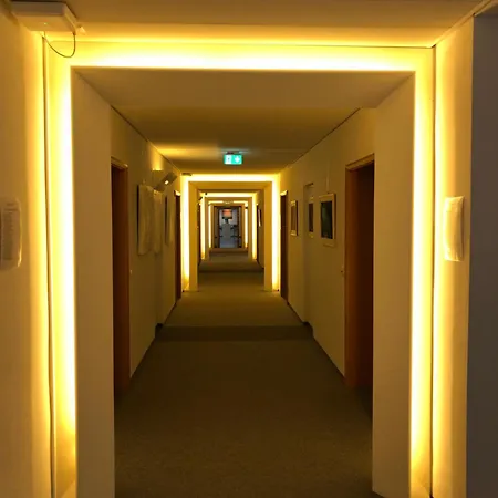 Spectrum Kirche Exerzitien-und Bildungshaus Auf Mariahilf Πασάου