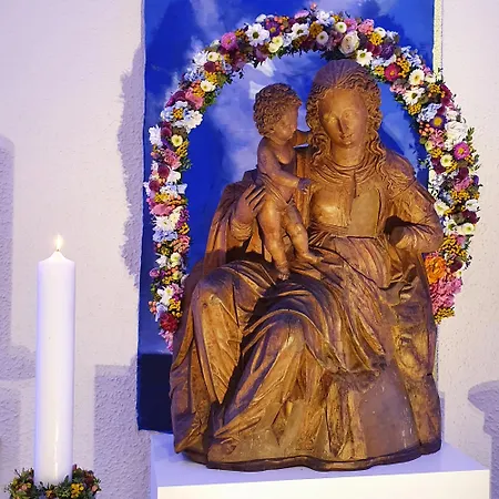 Hotel Spectrum Kirche Exerzitien-und Bildungshaus Auf Mariahilf
