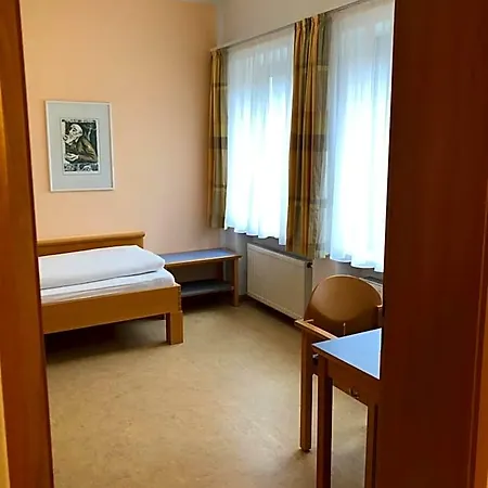 Hotel Spectrum Kirche Exerzitien-und Bildungshaus Auf Mariahilf *