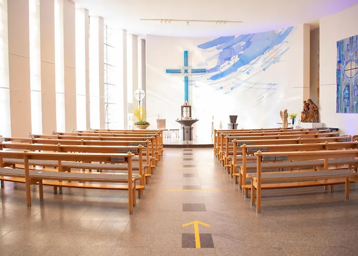 Hotel Spectrum Kirche Exerzitien-und Bildungshaus Auf Mariahilf *